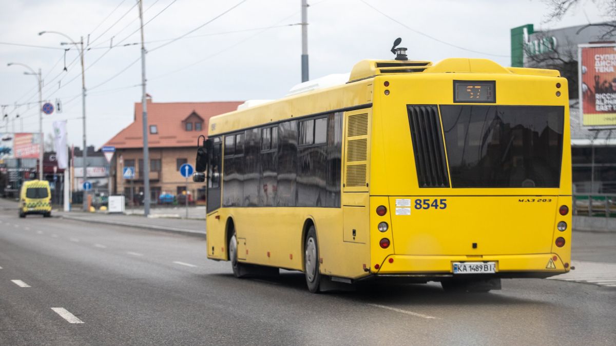 Автобусы №35 и №108 изменили маршруты на Урловской после ночной атаки