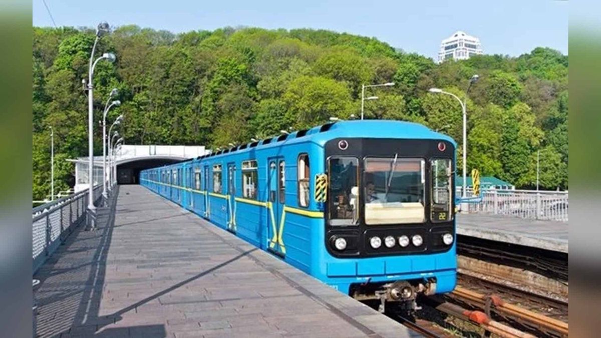 Наземный участок красной линии метро не будет работать во время жёлтой тревоги