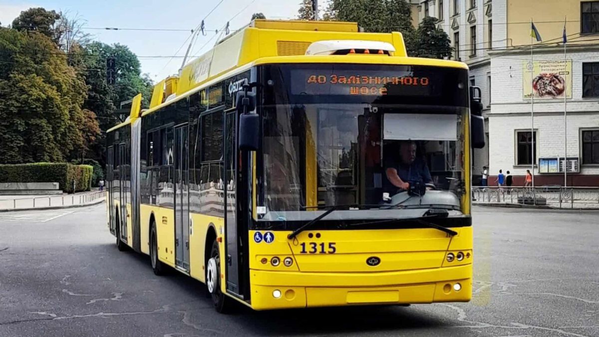Троллейбусы №18, 19, 23Д, 28Д, 31Д, 33 и 35 изменят движение 8 августа из-за ремонта